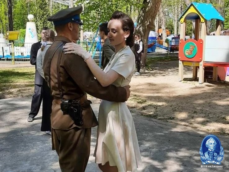 Театральные зарисовки "Майский вальс"